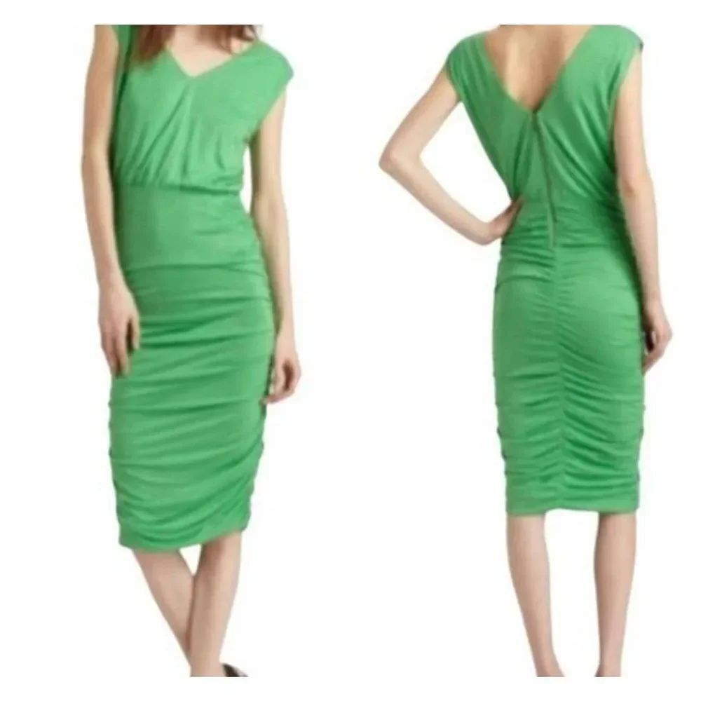 Alice +olivia green ruched side sleeveless v neck dress sz XS
